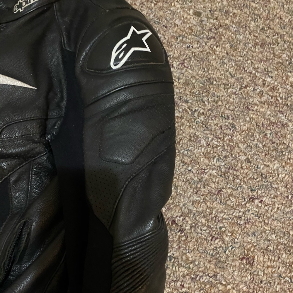Motorcycle Jacket - Picture 7 of 7
